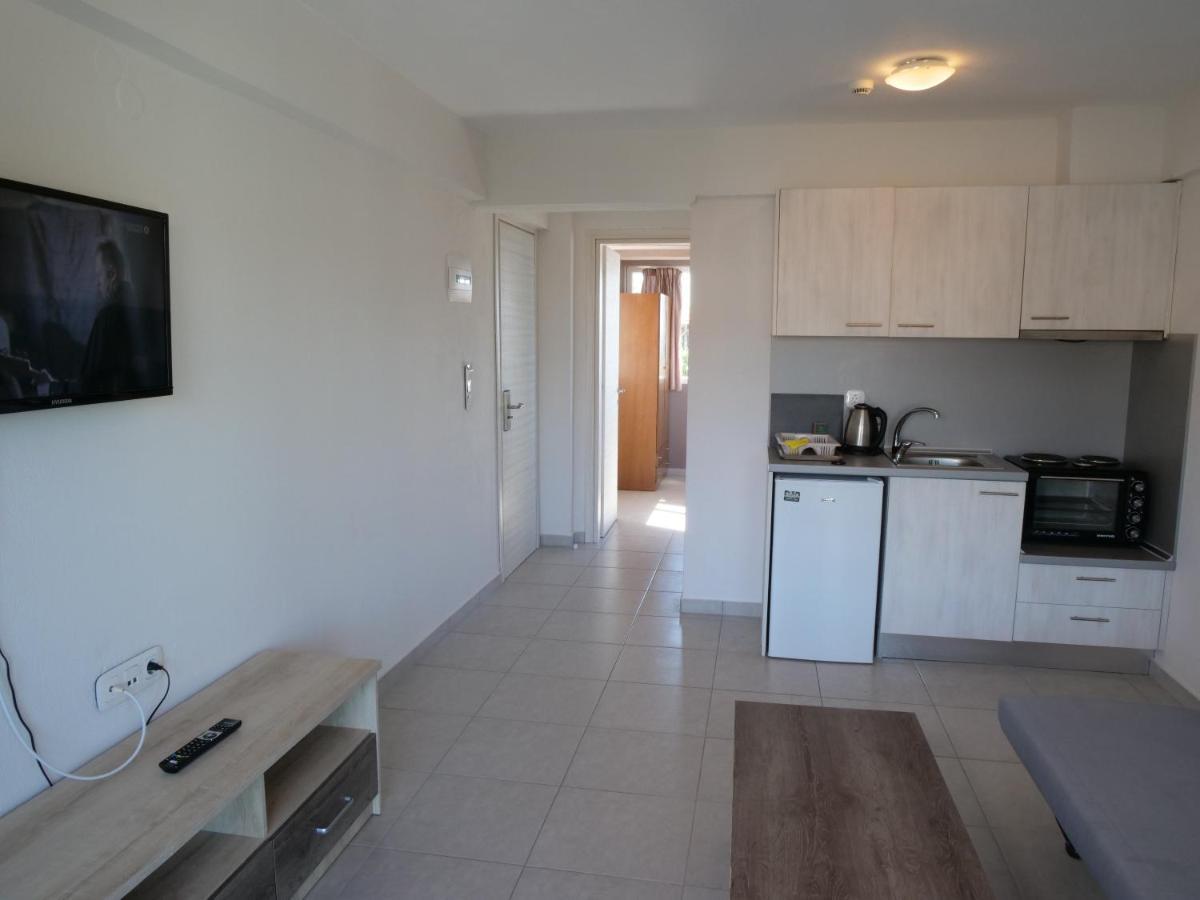 Villa Giotis Skala Sotiros Ngoại thất bức ảnh